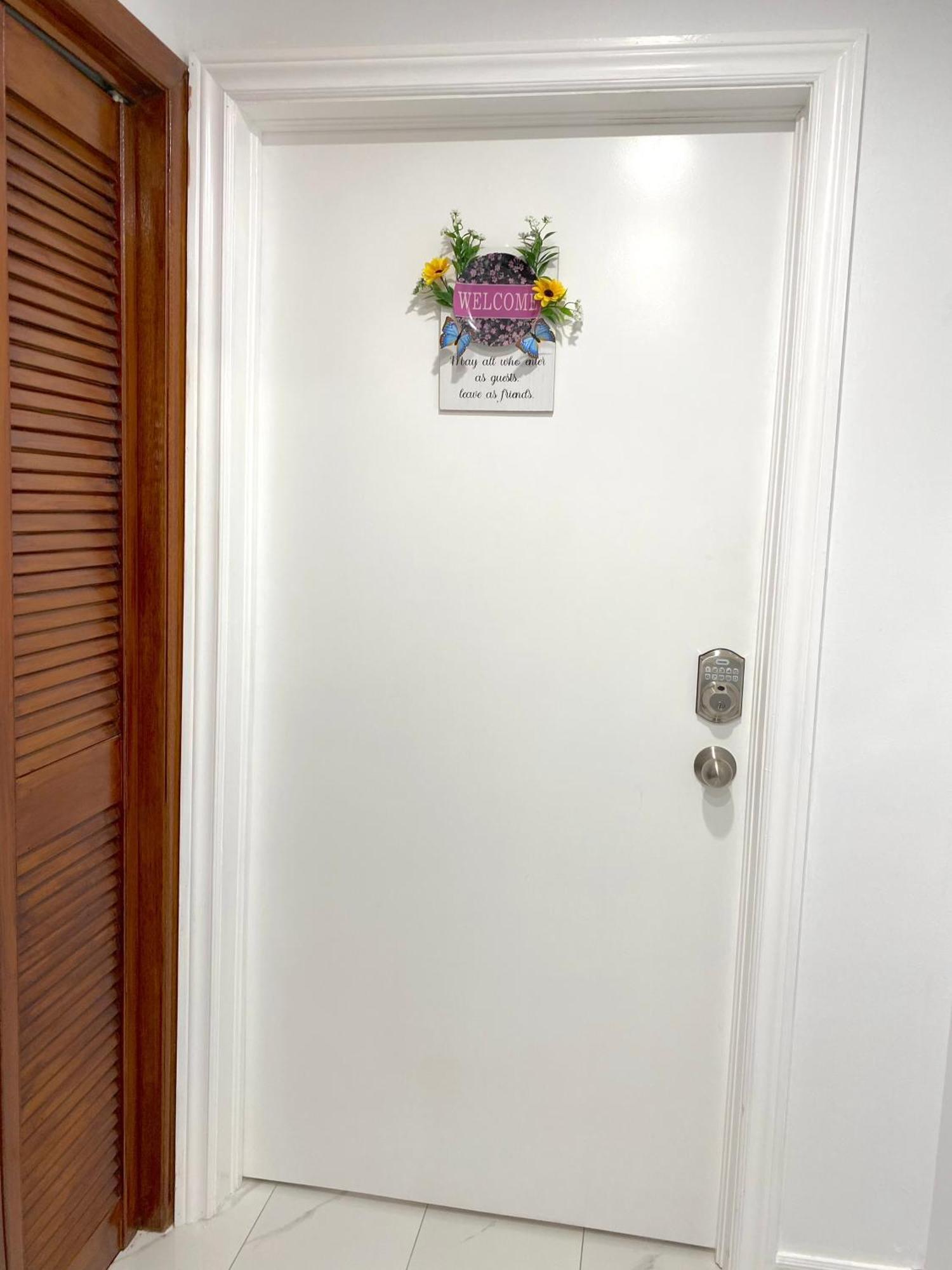 Apartamento Tononhouse Toronto Exterior foto